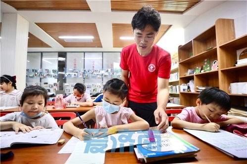 打造暑期托管济南模式 今天，第一批小学员开课